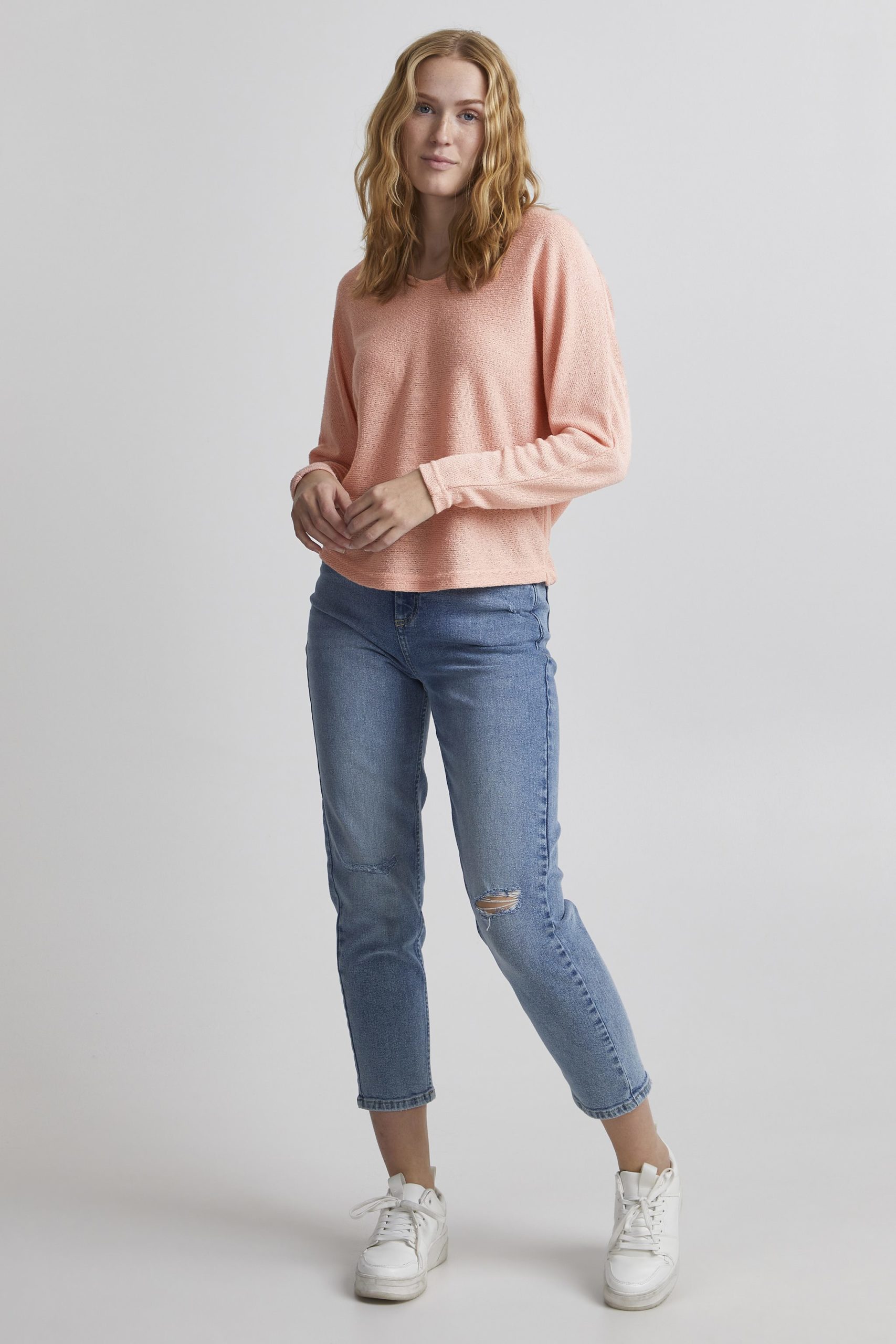 Pullover rose