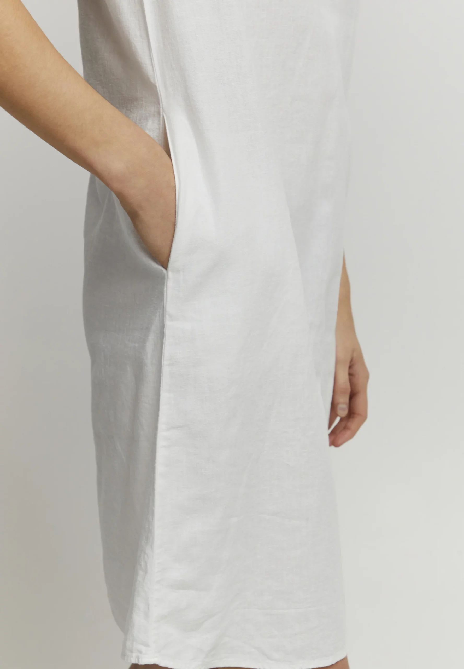 Robe courte en lin blanc – Image 5