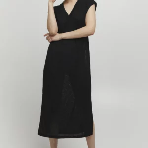 Robe pull noire sans manches
