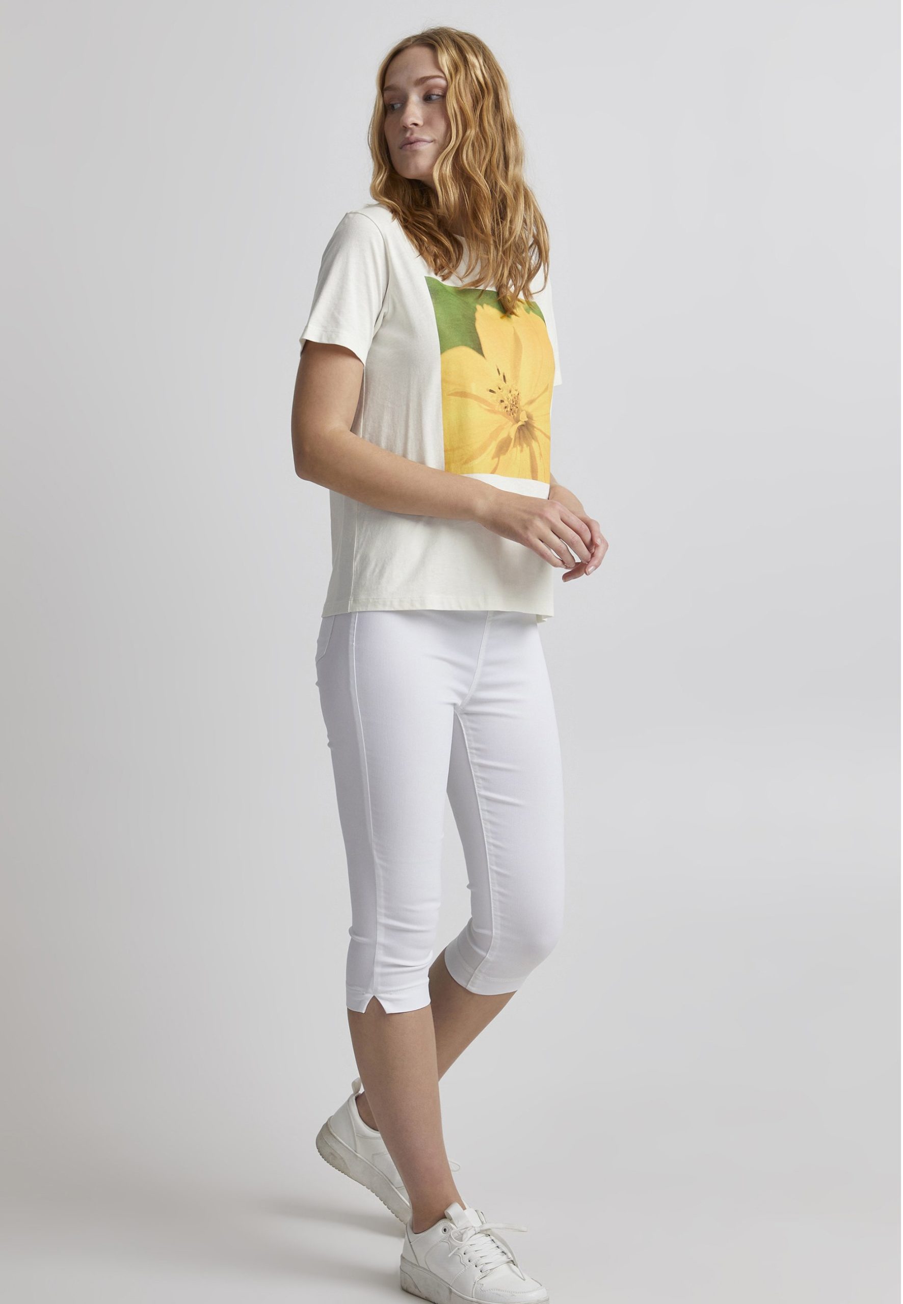 Tee-shirt fleur jaune